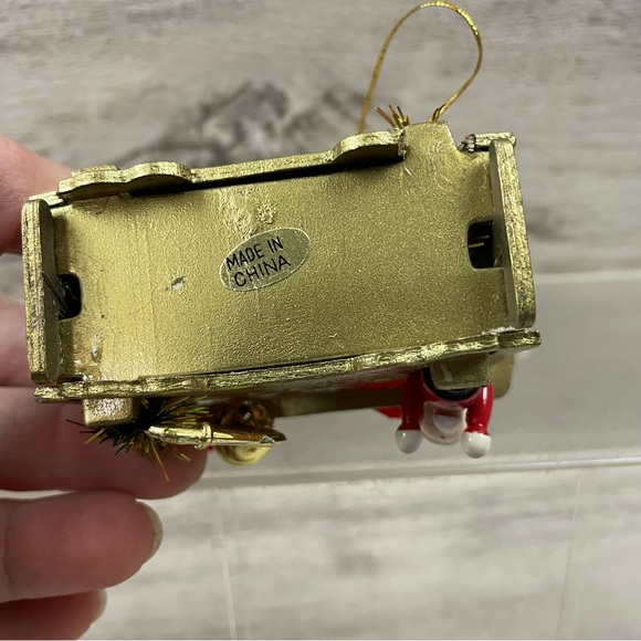 3" Wood Red CABLE CAR ORNAMENT Powell  & Hyde San Francisco Santa Vintage - Picture 5 of 5